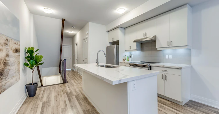 Upper-1 - 1774A Lawrence Avenue W, Toronto, ON, M6L 0A3 - 9