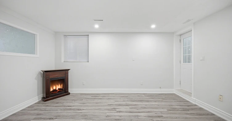 Lower Level-28 Pennsylvania Avenue, Brampton, ON, L6Y 4N7 - 8