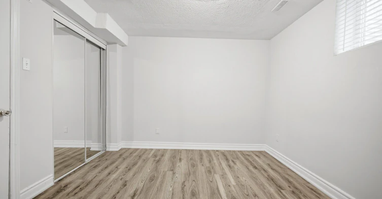 Lower Level-28 Pennsylvania Avenue, Brampton, ON, L6Y 4N7 - 19