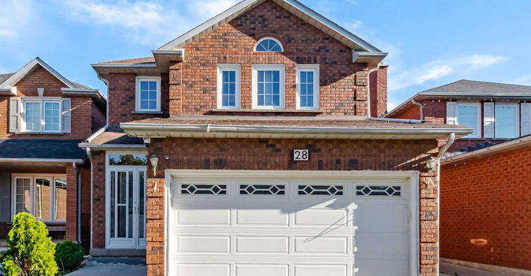 Lower Level-28 Pennsylvania Avenue, Brampton, ON, L6Y 4N7