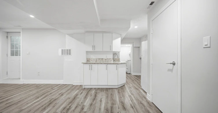 Lower Level-28 Pennsylvania Avenue, Brampton, ON, L6Y 4N7 - 12