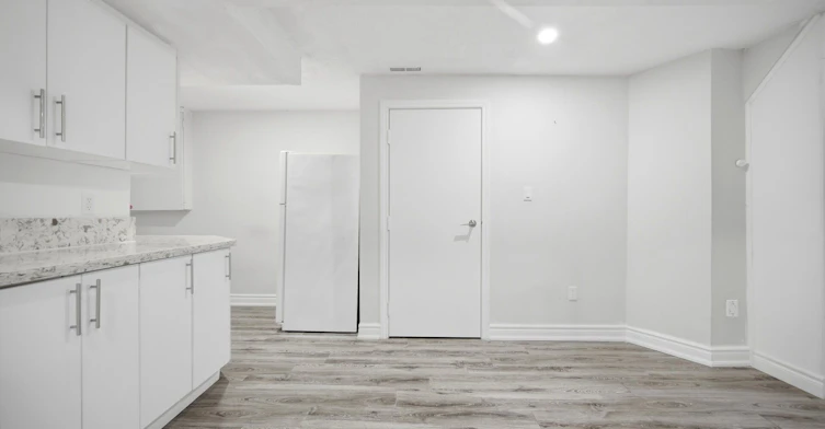 Lower Level-28 Pennsylvania Avenue, Brampton, ON, L6Y 4N7 - 11