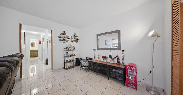 207-3577 Derry Road, Mississauga, ON, L4T 1B3 - 11