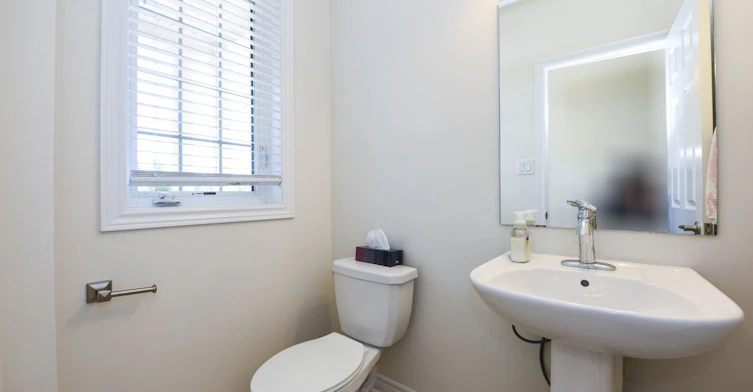 245 Sarah Cline Drive, Oakville, ON, L6M 0V3 - 4