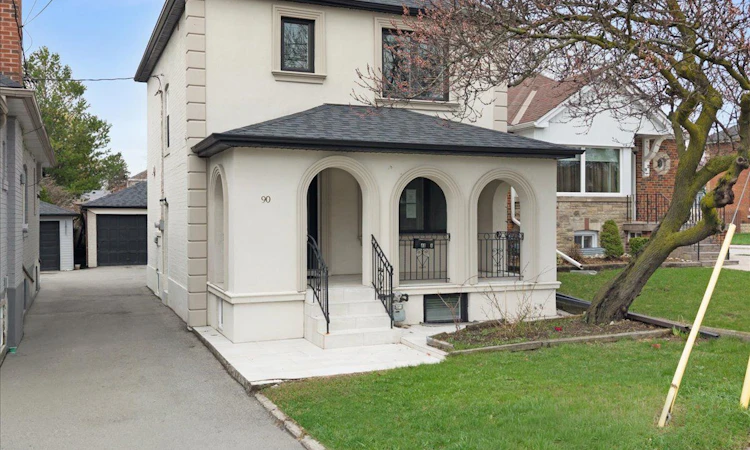 90A Bicknell Avenue