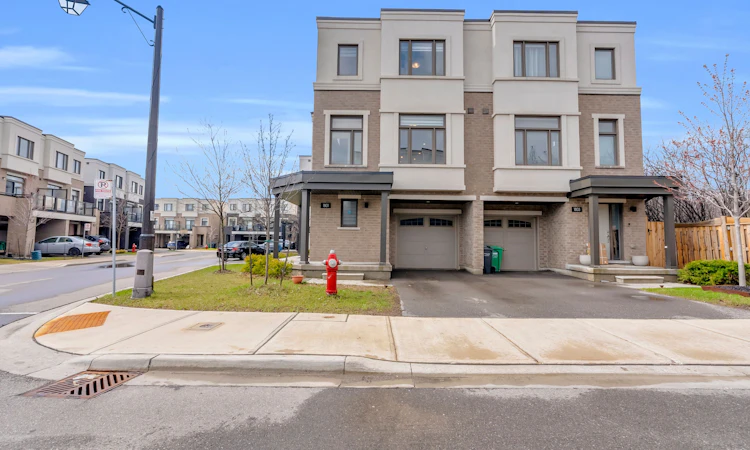1801 Mitoff Place