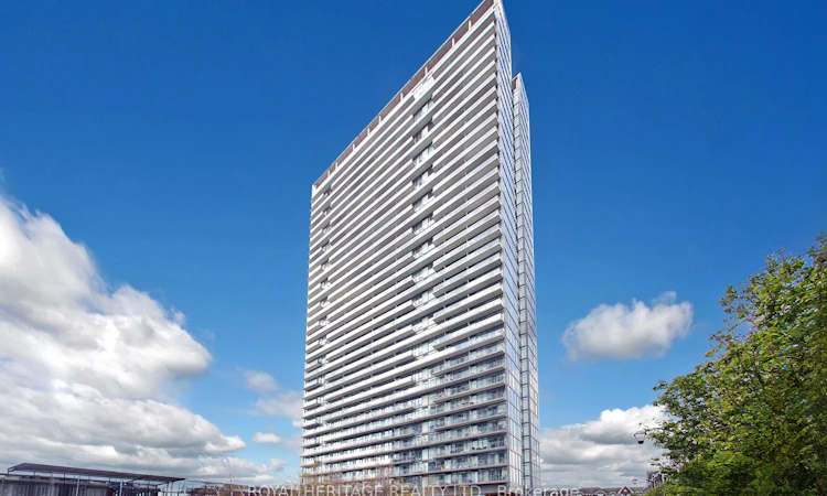 1216-105 Queensway Avenue