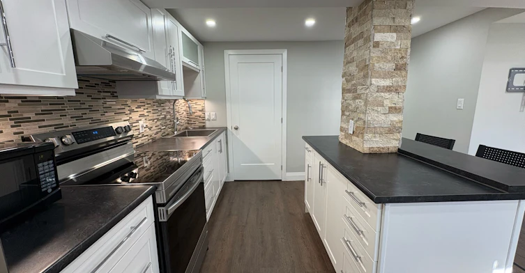 Lower-19 Elmbrook Crescent, Toronto, ON, M9C 5B2 - 4