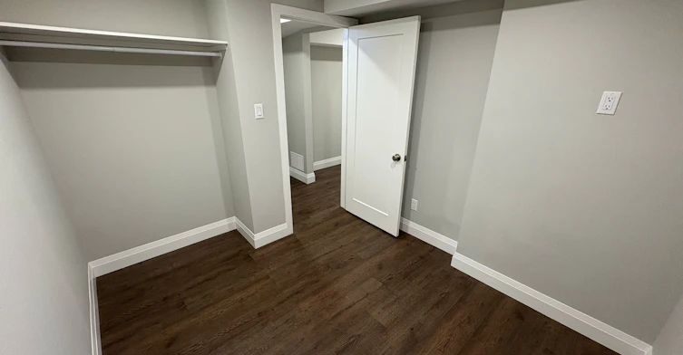 Lower-19 Elmbrook Crescent, Toronto, ON, M9C 5B2 - 14