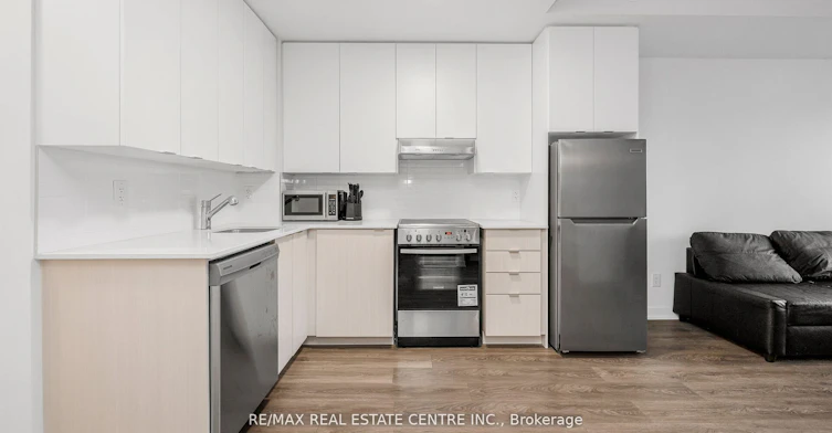 602-160 Canon Jackson Drive, Toronto, ON, M6M 0B6 - 11