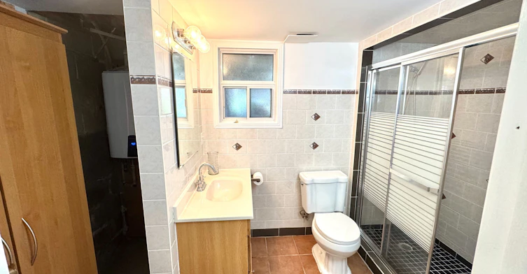 Lower-36 Ashmore Avenue, Toronto, ON, M8Z 4C4 - 10