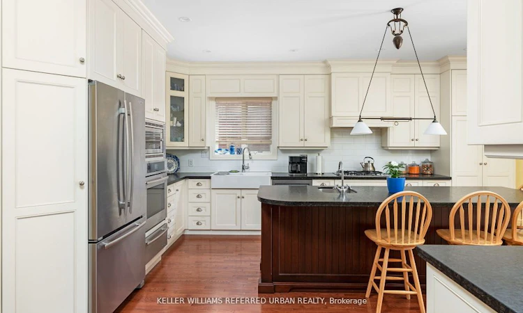 317 Rathburn Road