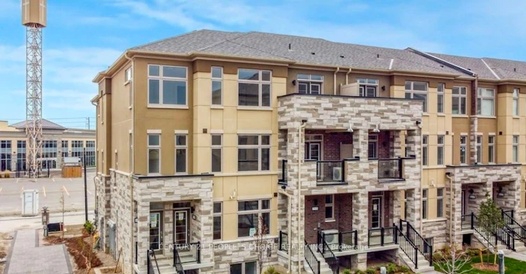 14-15 Fieldridge Crescent, Brampton, ON, L6R 0C2