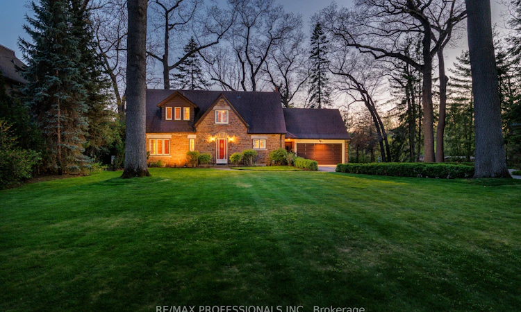 14 North Drive