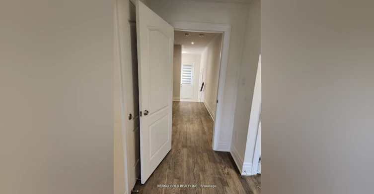 Main Floor-17 Hashmi Place, Brampton, ON, L6Y 6K1 - 2