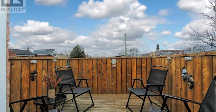 3-267 Lappin Avenue, Toronto, ON, M6H 1Y9 - 5