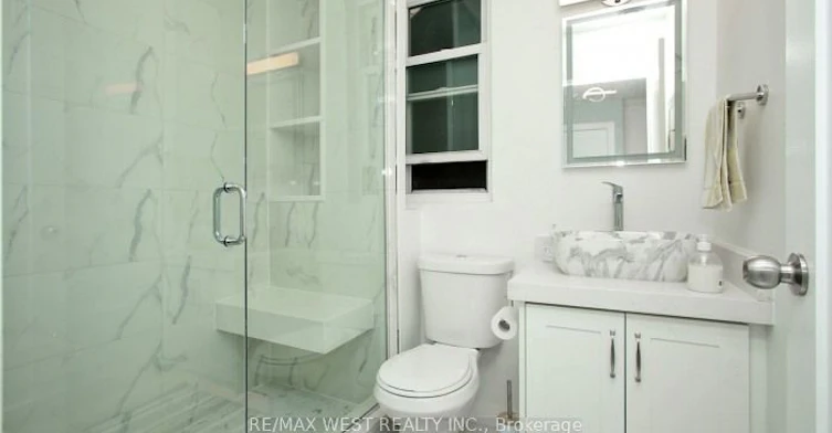 Upper Level-420 Annette Street, Toronto, ON, M6P 1R9 - 16
