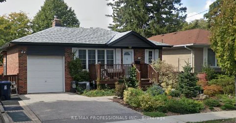 BSMT-102 Paulart Drive, Toronto, ON, M9B 3V9
