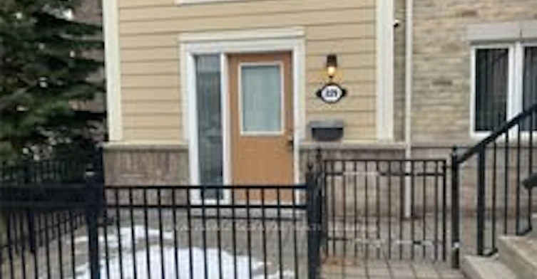 229-4975 Southampton Drive, Mississauga, ON, L5M 8C6 - 8