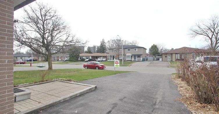 185 Earnscliffe Circle, Brampton, ON, L6T 2B6 - 7