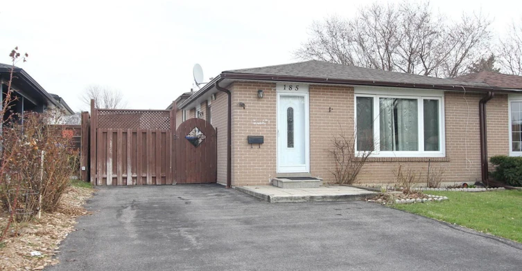 185 Earnscliffe Circle, Brampton, ON, L6T 2B6
