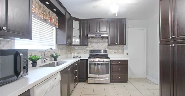 185 Earnscliffe Circle, Brampton, ON, L6T 2B6 - 11