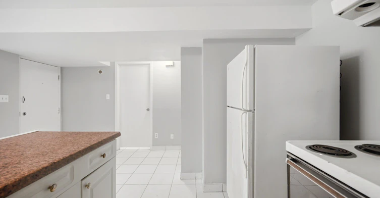 3-203 Nelson Street, Oakville, ON, L6L 3J4 - 15
