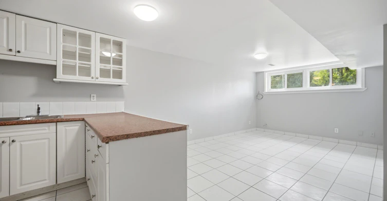 3-203 Nelson Street, Oakville, ON, L6L 3J4 - 5
