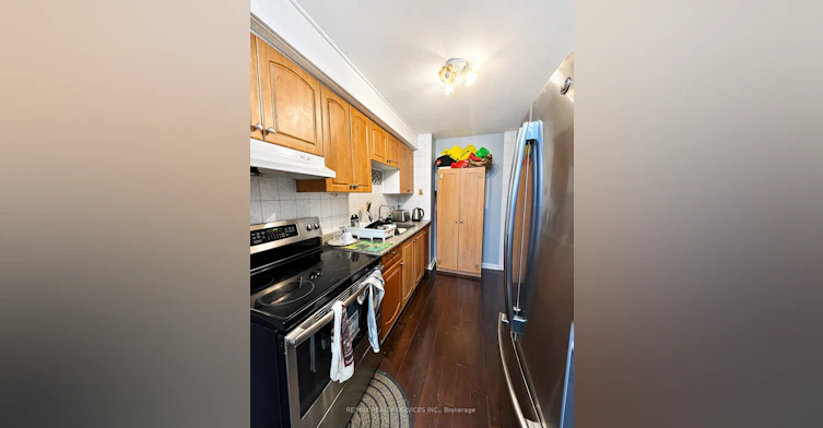 50 Eden Parkway, Brampton, ON, L6T 3A5 - 4
