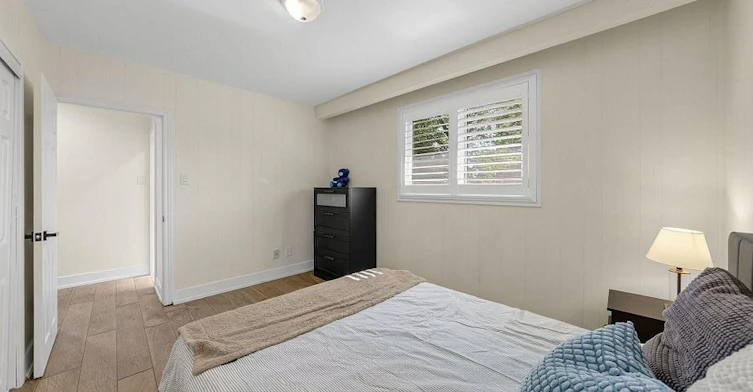 37 Cherry Post Crescent, Toronto, ON, M9C 2J9 - 28