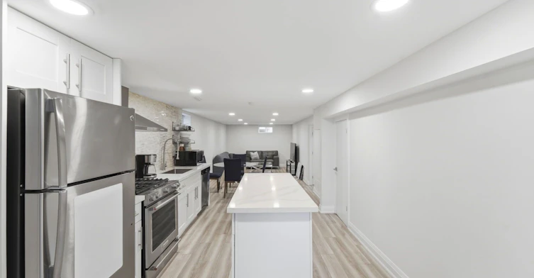 BSMT-1305 Consort Crescent, Burlington, ON, L7M 1J8 - 9