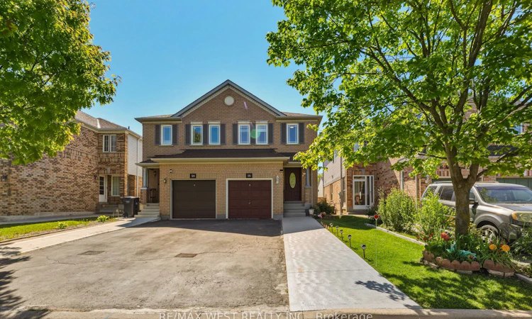 18 Needlewood Lane