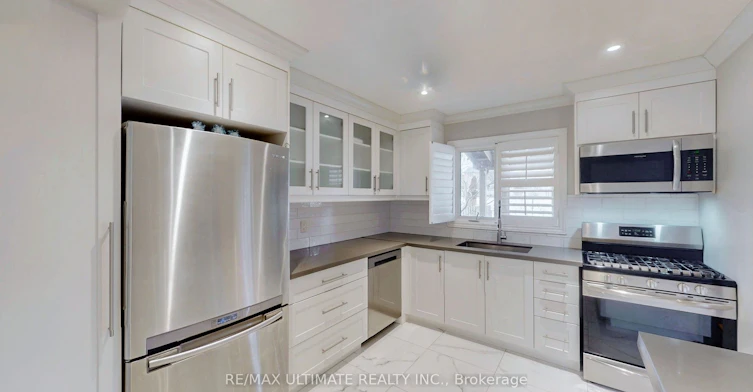3081 Olympus Mews, Mississauga, ON, L5N 4V8 - 5