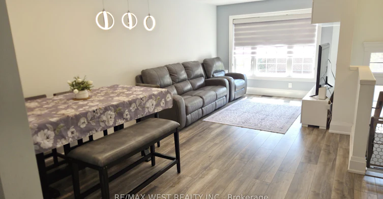 33-3020 Cedarglen Gate, Mississauga, ON, L5C 4S7 - 4