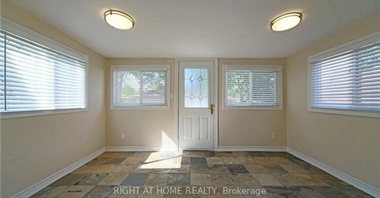 580 Taplow Crescent, Oakville, ON, L6L 4W2 - 9