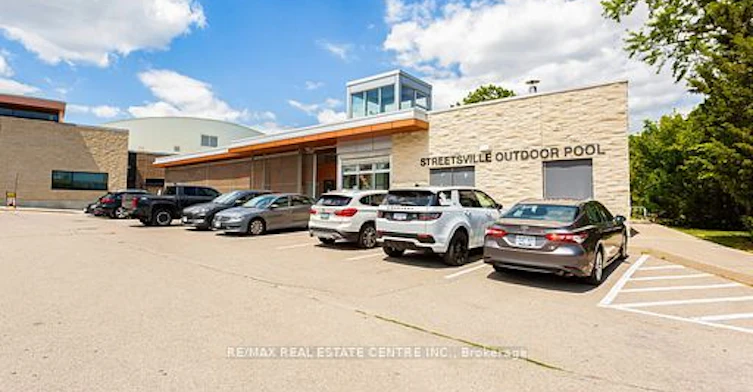 204-271 Queen Street S, Mississauga, ON, L5M 1L9 - 22