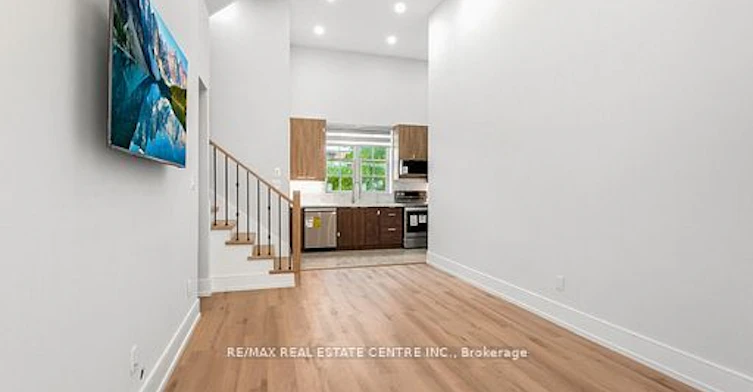 204-271 Queen Street S, Mississauga, ON, L5M 1L9 - 6