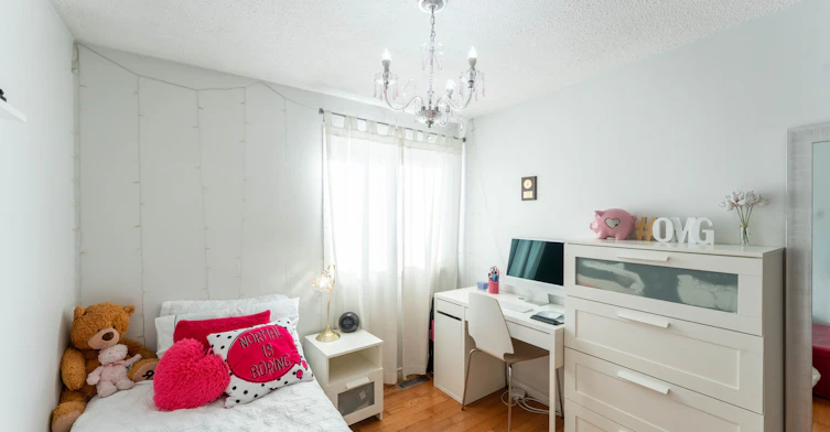 25 Hun Crescent, Toronto, ON, M9V 4G3 - 33
