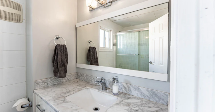 25 Hun Crescent, Toronto, ON, M9V 4G3 - 35