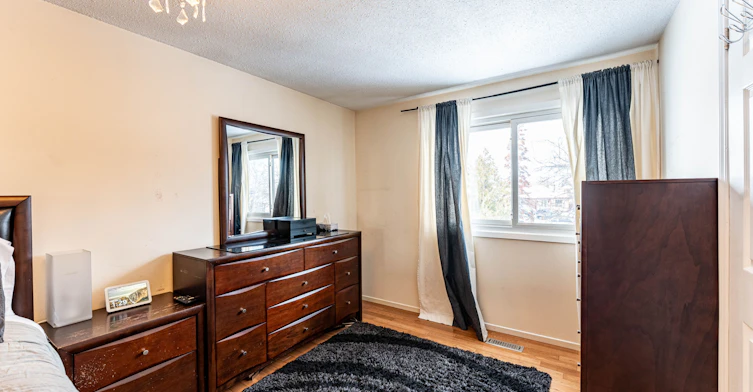 25 Hun Crescent, Toronto, ON, M9V 4G3 - 29