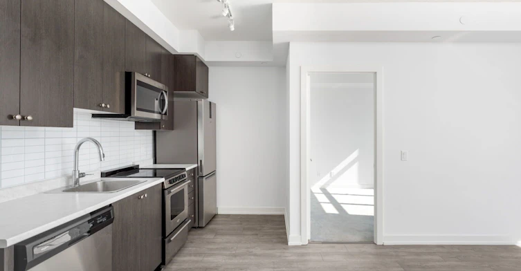 1102-10 Wilby Crescent, Toronto, ON, M9N 0B6 - 8