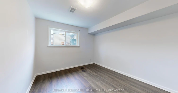 lower-3572 Dufferin Street, Toronto, ON, M3K 1N1 - 15