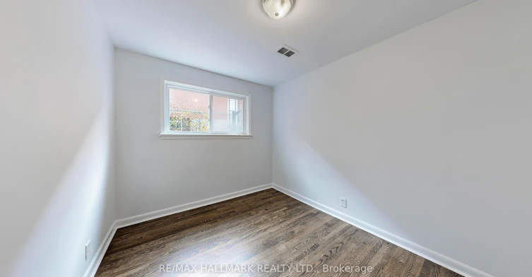 lower-3572 Dufferin Street, Toronto, ON, M3K 1N1 - 17