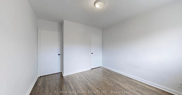 lower-3572 Dufferin Street, Toronto, ON, M3K 1N1 - 14