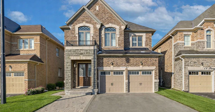 9 Forsyth Crescent, Brampton, ON, L6X 5N2