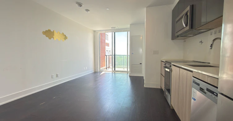 723-3100 Keele Street, Toronto, ON, M3M 0E1 - 3