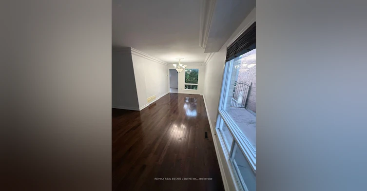 1561 Wintergrove Gardens, Mississauga, ON, L5M 3Z9 - 5