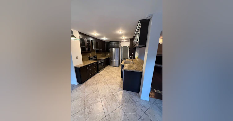 1561 Wintergrove Gardens, Mississauga, ON, L5M 3Z9 - 12