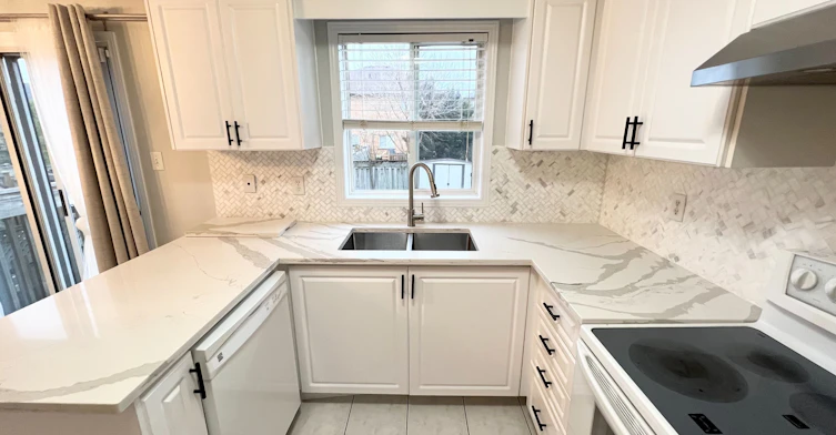 1850 Creek Way, Burlington, ON, L7L 6P9 - 6