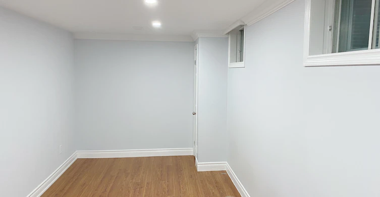 3631 Molly Avenue, Mississauga, ON, L5A 3G5 - 7
